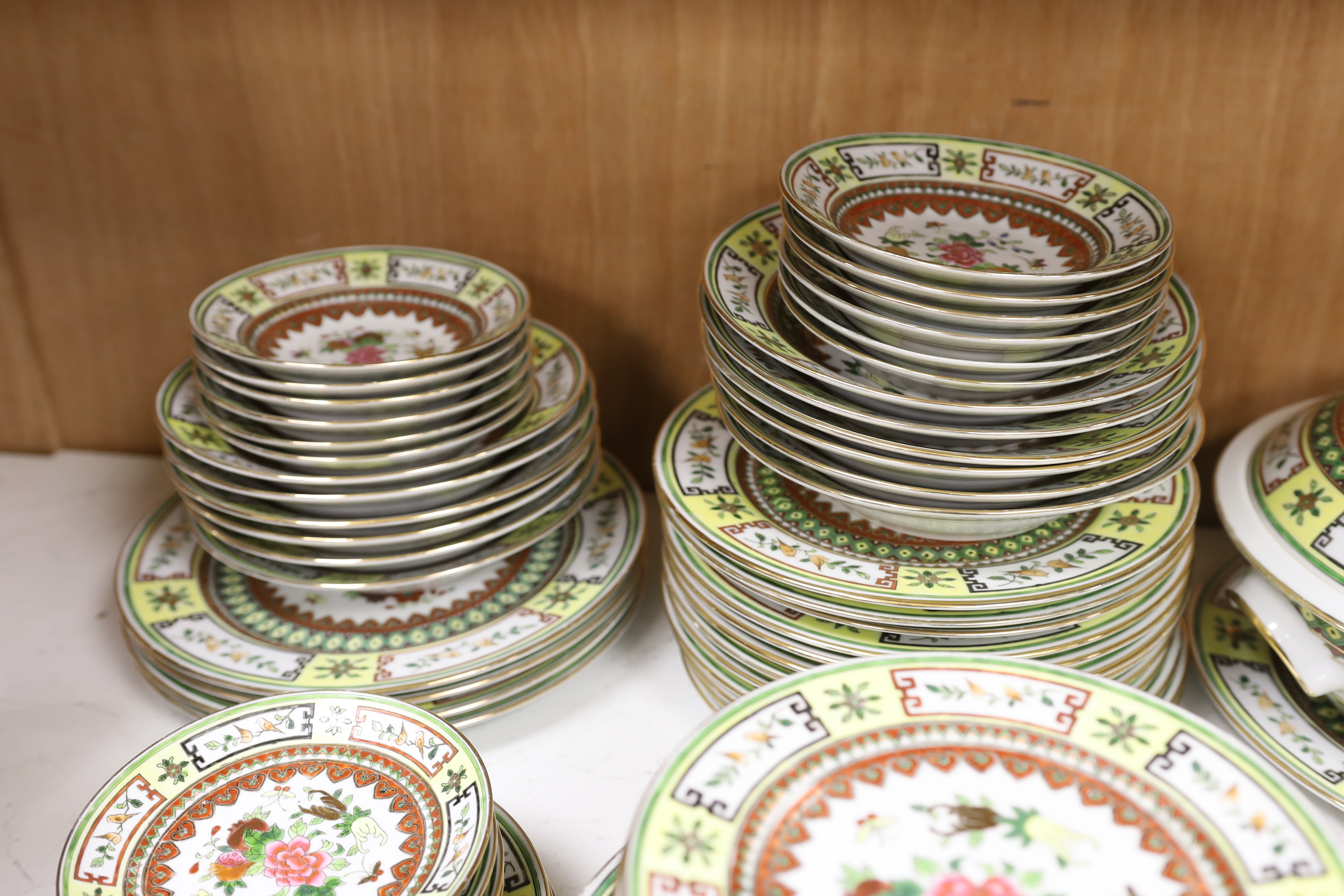 A 1960’s Chinese enamelled porcelain dinner service